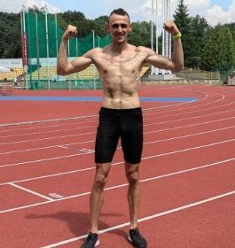 Nieoficjalny Rekord Polski Niesłyszących Michała Kulpy w biegu na 1000m 
