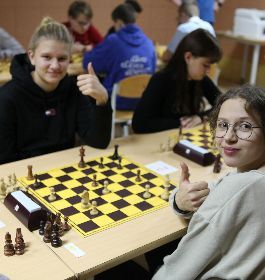 WKSMN IG-Warszawa znów zdominował szachy i warcaby