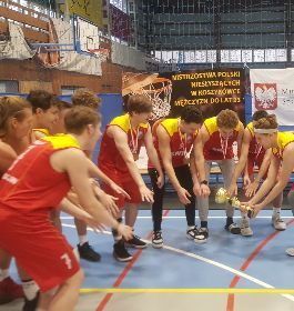 Młodzi koszykarze Świt-u Wrocław mistrzami Polski